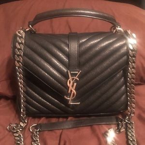 SAINT LAURENT
College medium  leather shoulder bag